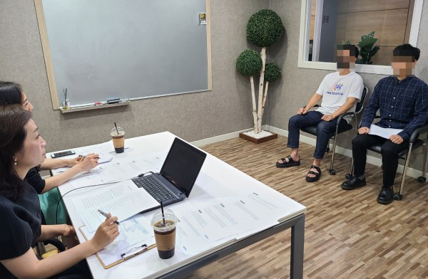 사진5 : 공기업 면접컨설팅 전문학원인 강남 에이플러스 스피치의 면접컨설팅 모습